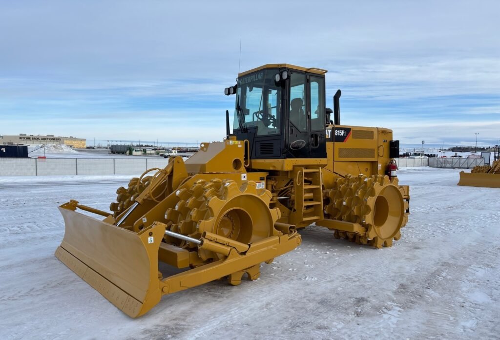 2011 Cat 815F series II Soil Compactor