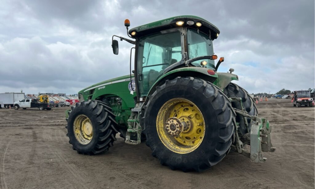 2020 John Deere 8320R 4WD Tractor 1024x613